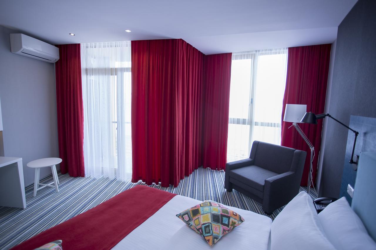 Tangerine Aparthotel